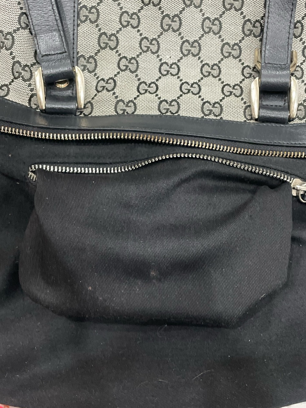 Gucci Black & Beige GG Canvas Tote Bag - Picture 15 of 16